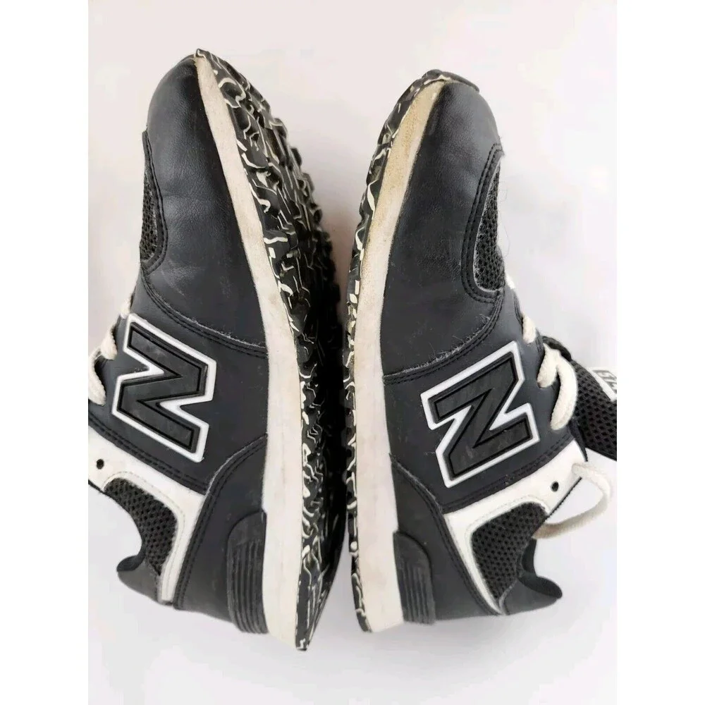 Kids New Balance Shoes 574 Black‎ White Sneakers Running Shoes Size Youth 3